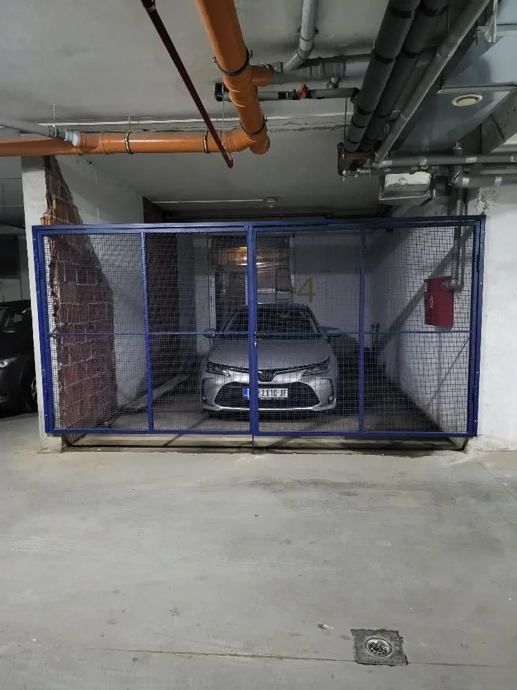 Rent, parking/garage, 26m², Južni Bulevar, Vračar Sve Podlokacije