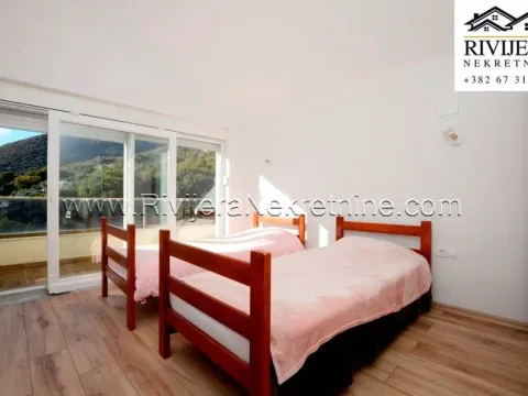 Sale, three bedroom apartment, 150m², Bijela, Herceg Novi - image 12