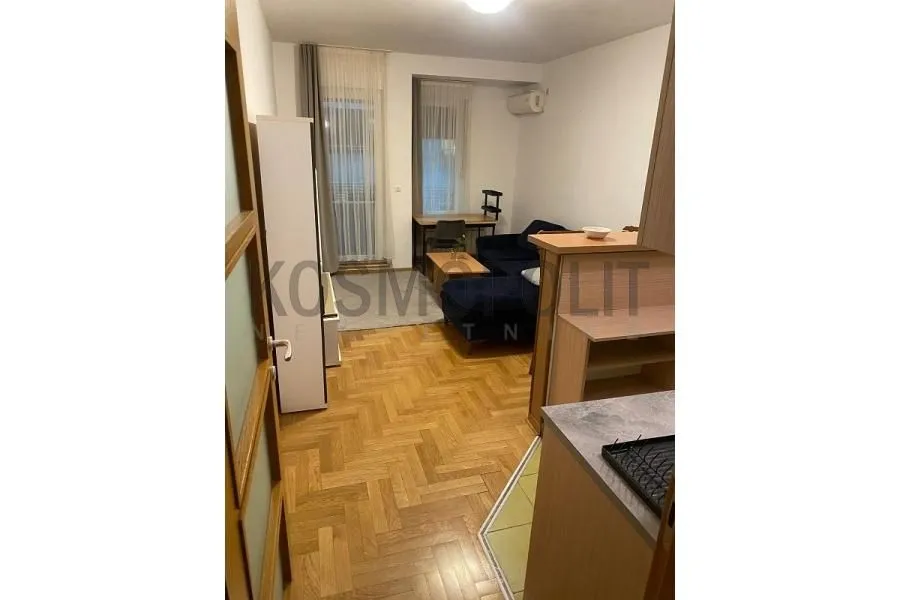 Rent, two bedroom apartment, 40m², Slavija, Vračar Sve Podlokacije