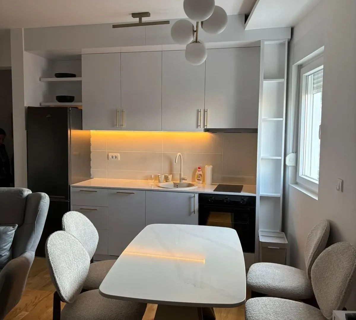 Rent, two bedroom apartment, 70m², Lazi, Budva