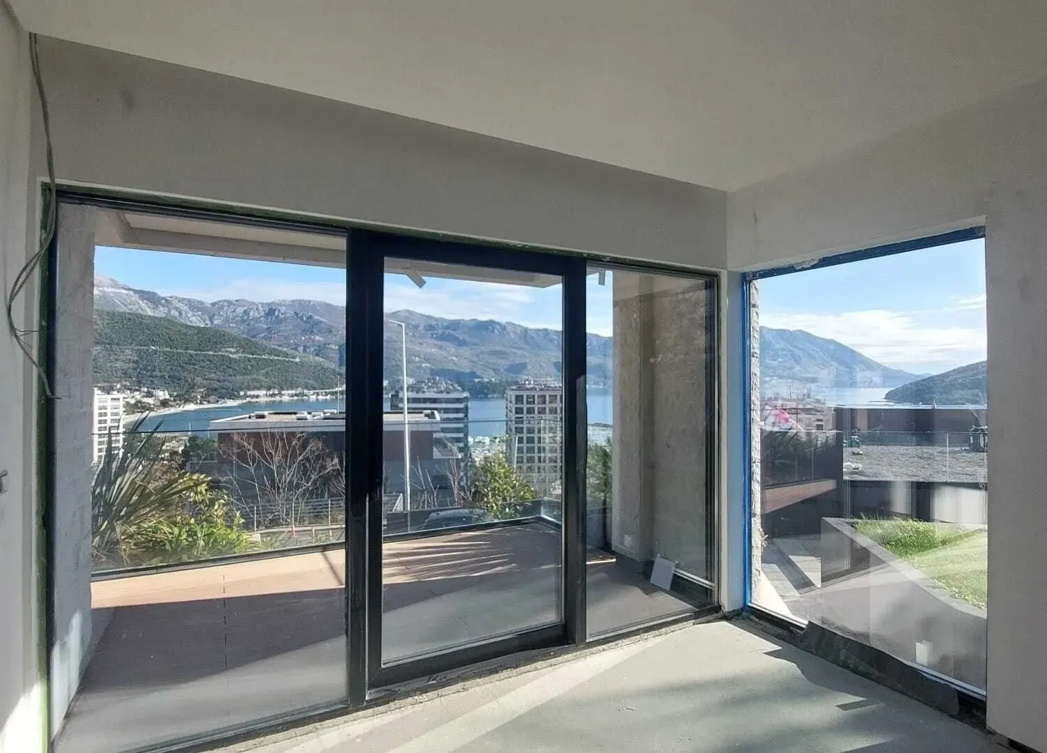 Prodaja, jednosoban stan, 65m², Komoševina, Budva