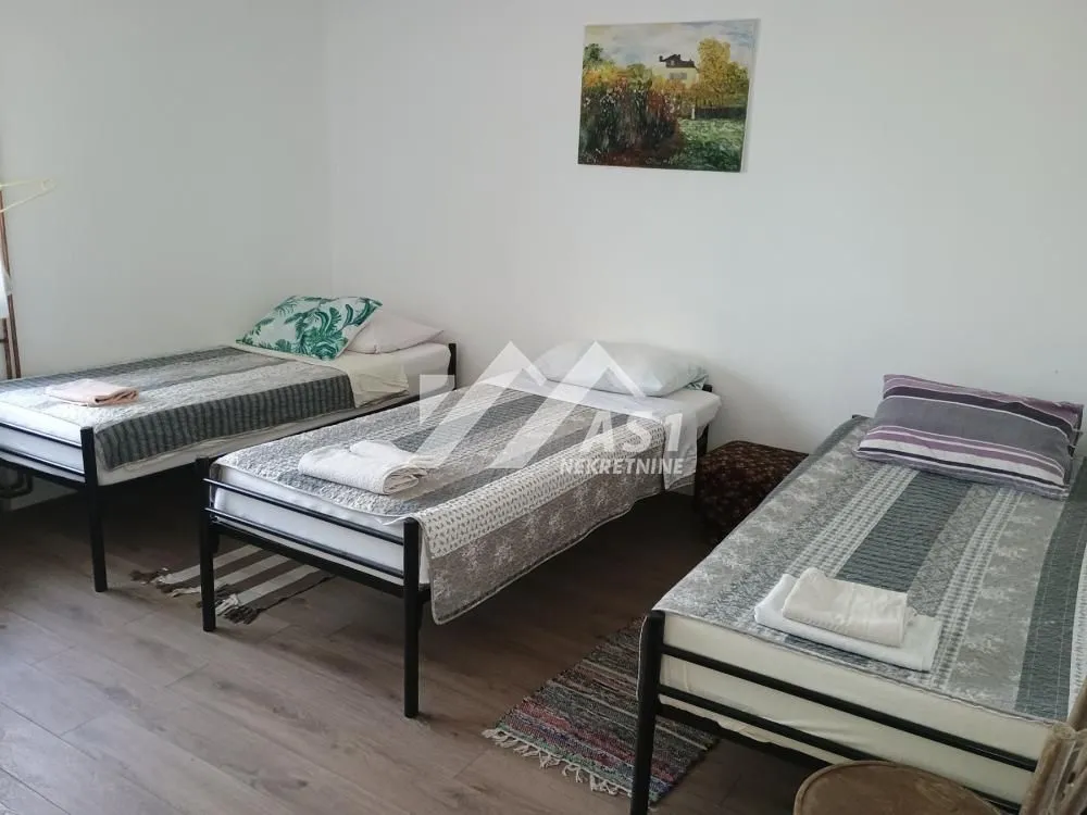 Rent, house, 220m², Čenej, Novi Sad Sve Podlokacije