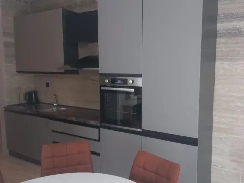 Izdavanje, trosoban stan, 101m², Kod Capital Plaze, Podgorica - image 6