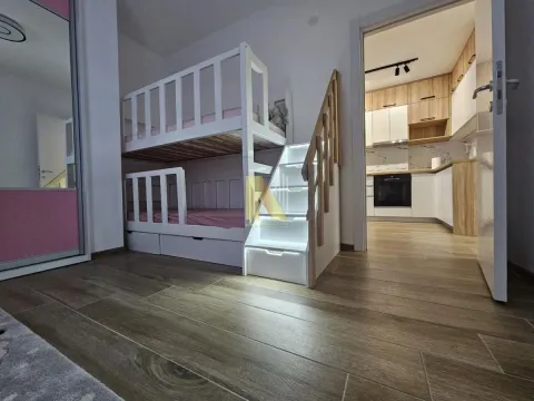 Rent, three bedroom apartment, 65m², Adice, Novi Sad Sve Podlokacije - image 13