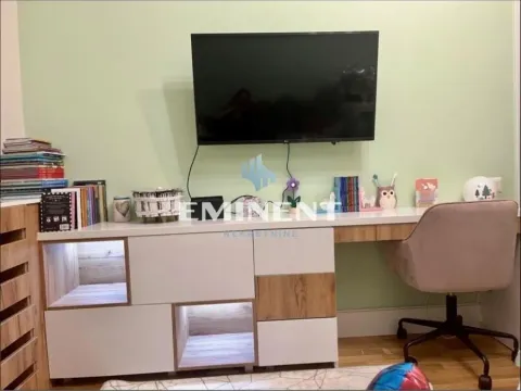 Izdavanje, dvosoban stan, 48m², Uciteljsko Naselje, Zvezdara Sve Podlokacije - image 9