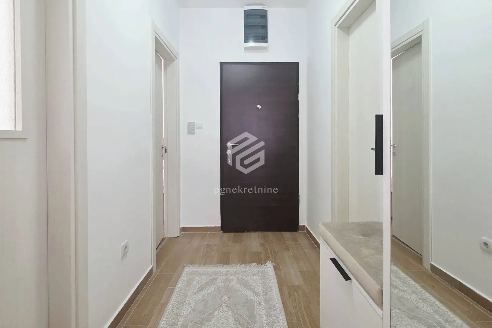 Rent, two bedroom apartment, 57m², Stari Aerodrom, Podgorica