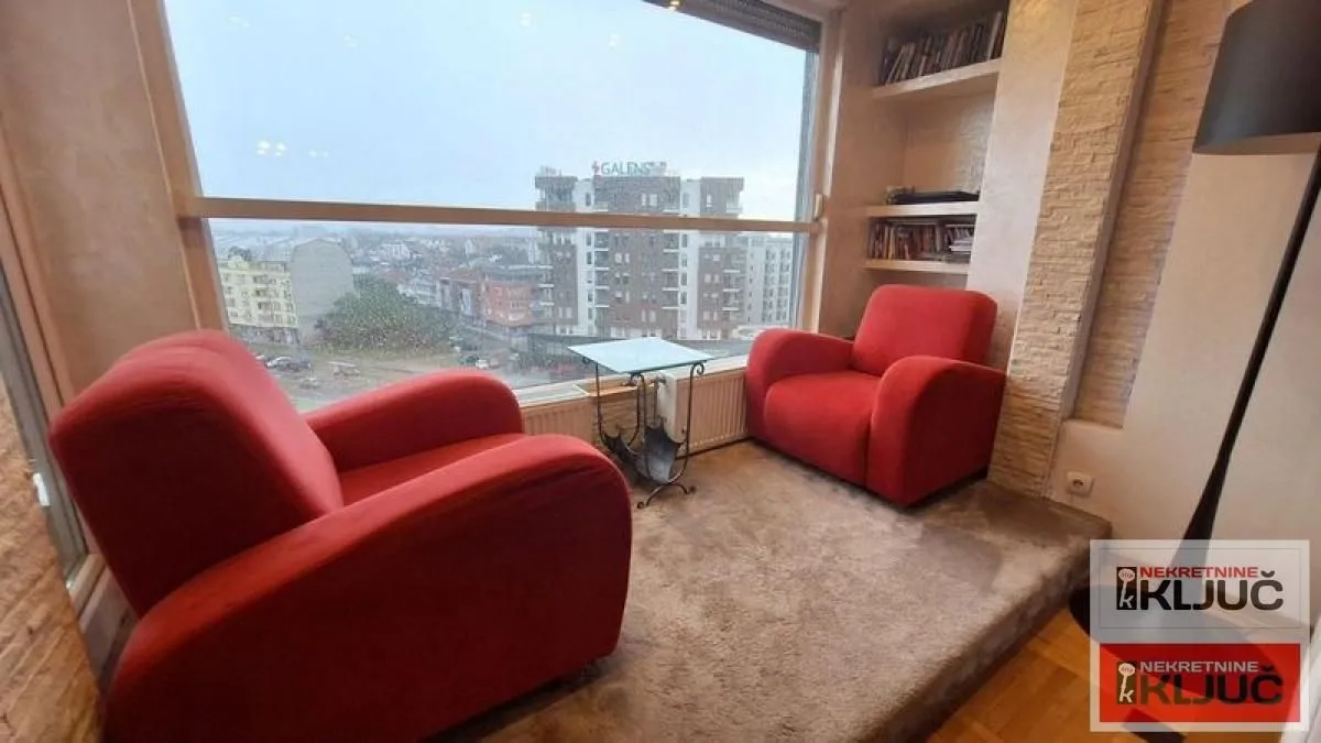 Prodaja, trosoban stan, 108m², Bulevar Evrope, Novi Sad Sve Podlokacije