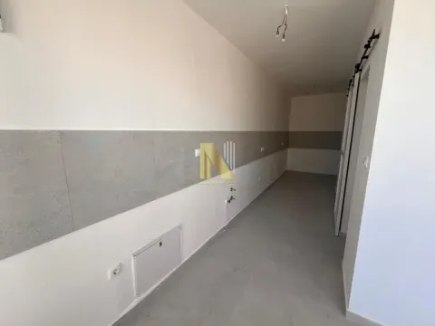 Prodaja, četvorosoban stan, 224m², Telep, Novi Sad Sve Podlokacije - image 4