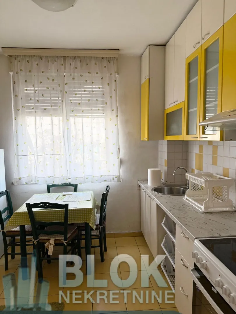 Izdavanje, jednosoban stan, 45m², Preko Morače, Podgorica
