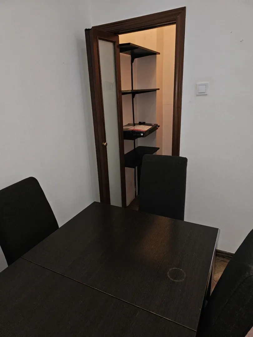 Izdavanje, trosoban stan, 70m², Centar, Podgorica