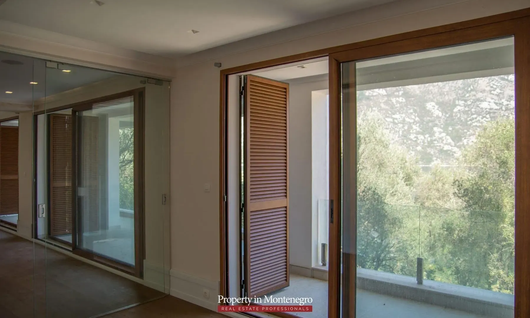 Prodaja, kuća, 585m², Stoliv, Kotor