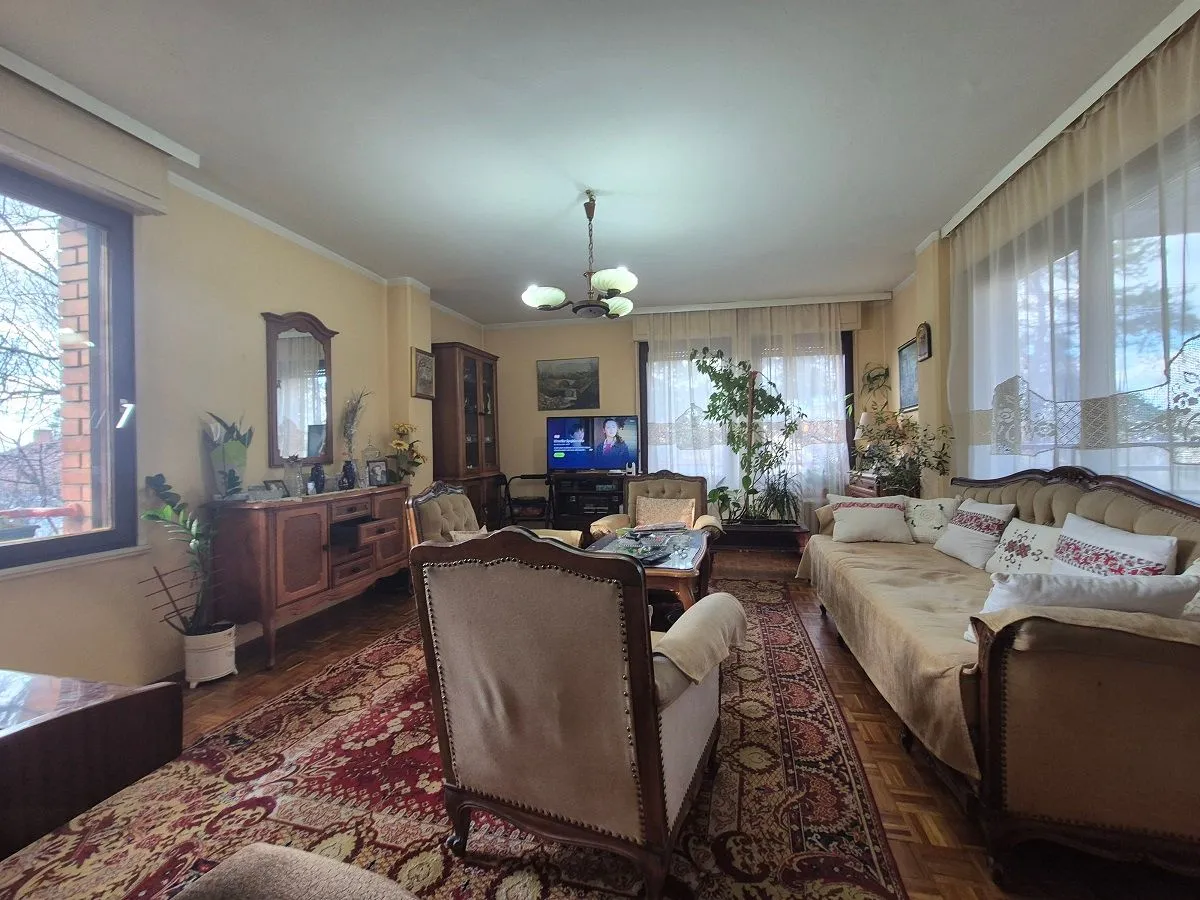 Sale, four bedroom apartment, 98m², Cerak Vinogradi, Beograd