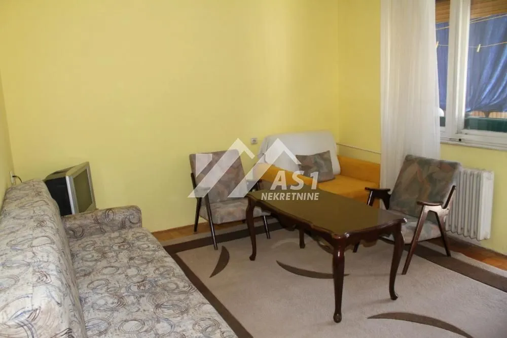 Izdavanje, jednosoban stan, 54m², Banatić, Novi Sad Sve Podlokacije