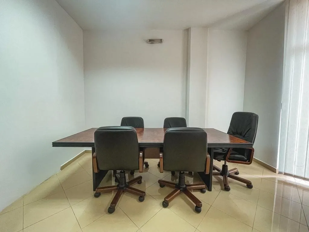 Rent, office space, 50m², Blok 6, Podgorica