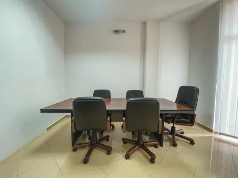 Rent, office space, 50m², Blok 6, Podgorica - image 5