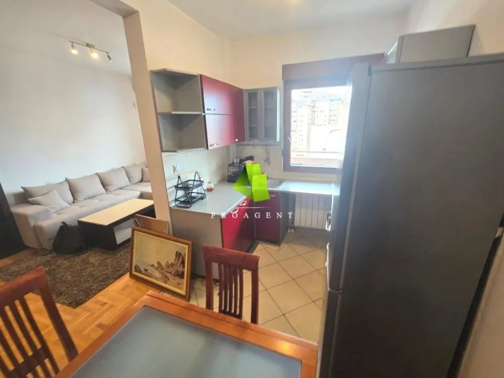 Rent, two bedroom apartment, 70m², Medijana, Niš