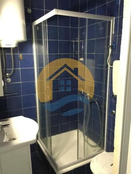 Prodaja, ugostiteljski objekat, 450m², Đenovići, Herceg Novi