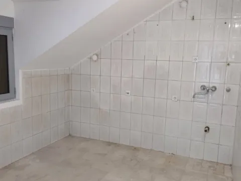 Izdavanje, poslovni prostor, 70m², Golubovci, Podgorica - image 3