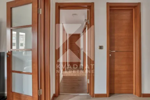 Rent, two bedroom apartment, 90m², Centar, Podgorica - image 22