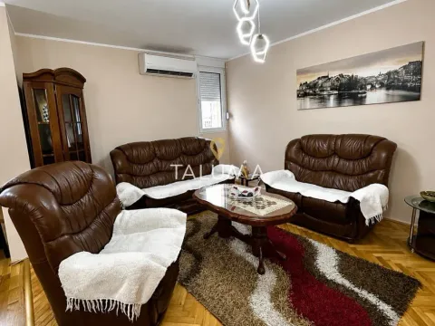 Rent, two bedroom apartment, 78m², Blok 5, Podgorica - image 2