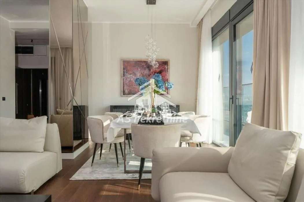 Izdavanje, četvorosoban stan, 450m², Tošin bunar, Novi Beograd Sve Podlokacije