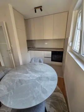 Rent, one bedroom apartment, 40m², Pobrežje, Podgorica - image 2