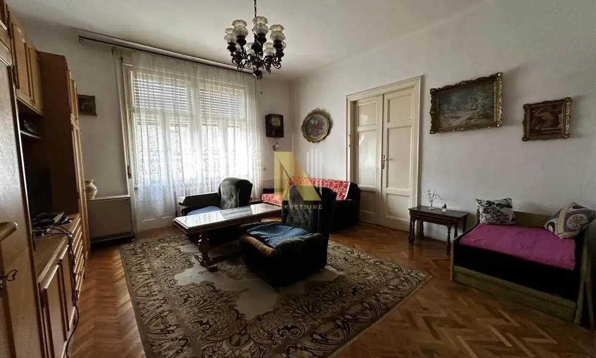 Prodaja, trosoban stan, 102m², Centar, Novi Sad