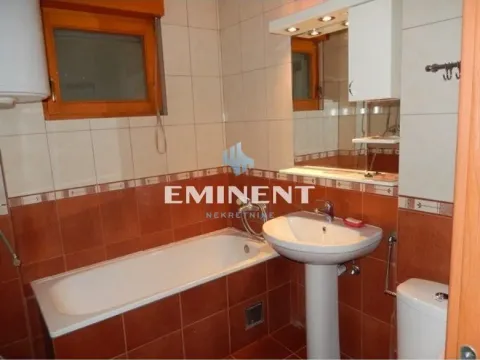 Rent, two bedroom apartment, 50m², Voždovac Sve Podlokacije, Beograd - image 9