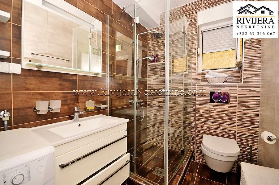 Prodaja, trosoban stan, 76m², Topla, Herceg Novi