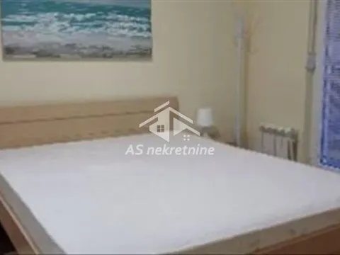 Izdavanje, trosoban stan, 61m², Crveni Krst, Beograd - image 8