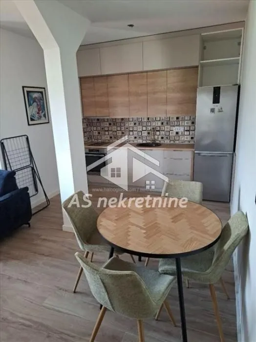Izdavanje, stan, 44m², Trošarina, Voždovac Sve Podlokacije