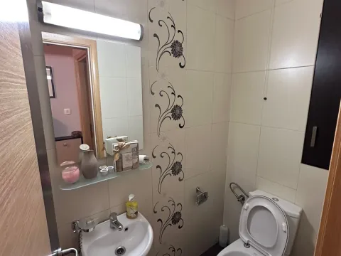Izdavanje, dvosoban stan, 69m², Pobrežje, Podgorica - image 11