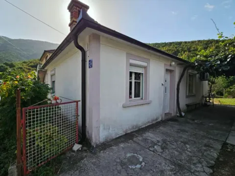 Sale, house, 90m², Zelenika, Podgorica - image 2