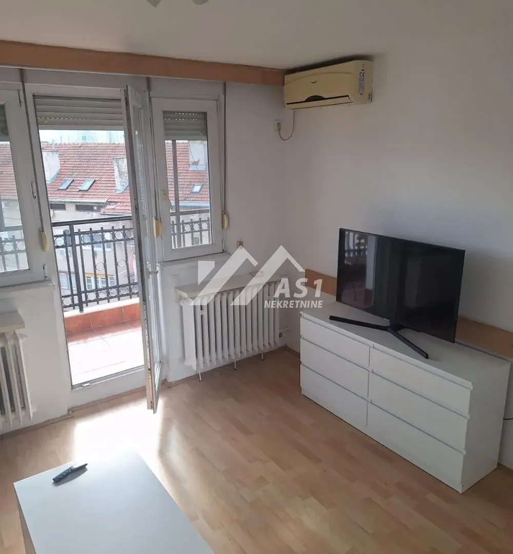 Izdavanje, jednosoban stan, 39m², Novi Sad Sve Podlokacije, Novi Sad