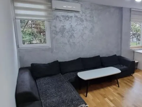Rent, one bedroom apartment, 40m², Blok 5, Podgorica - image 7