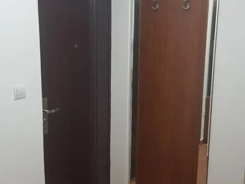 Izdavanje, jednosoban stan, 50m², Drač, Podgorica - image 15