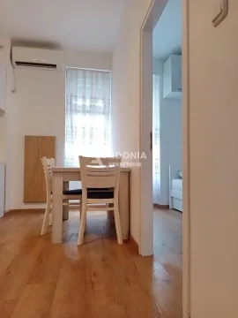 Prodaja, jednosoban stan, 27m², Vračar Hram, Vračar Sve Podlokacije - image 5