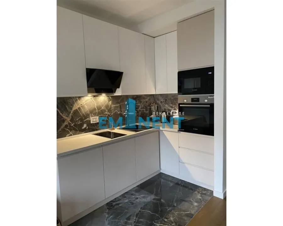 Rent, two bedroom apartment, 43m², Južni Bulevar, Vračar Sve Podlokacije