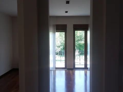 Rent, house, 262m², Zabjelo, Podgorica - image 14