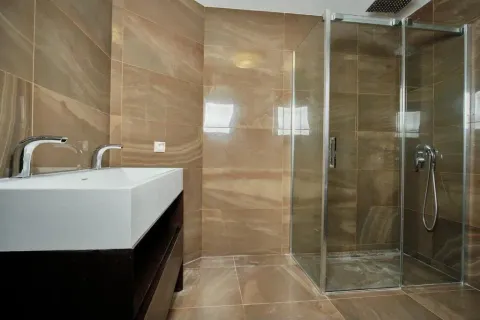 Sale, four bedroom apartment, 350m², Rafailovići, Budva - image 11