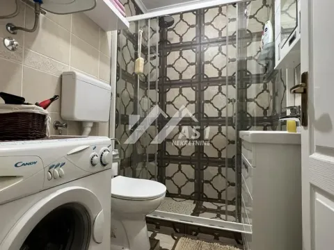 Izdavanje, dvosoban stan, 44m², Centar, Novi Sad - image 16