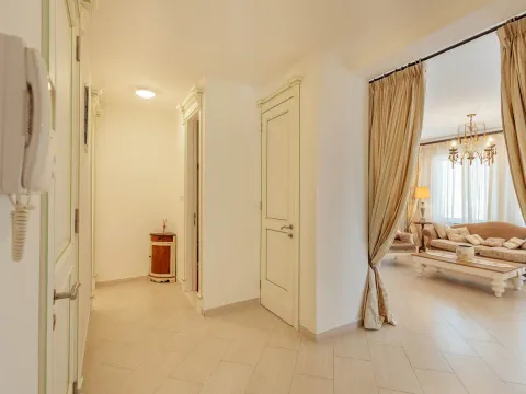 Prodaja, dvosoban stan, 181m², Muo, Kotor - image 11