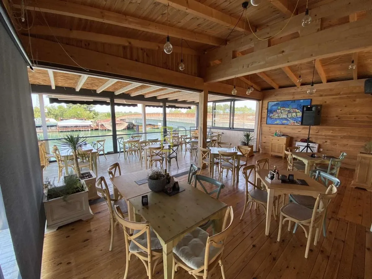 Prodaja, ugostiteljski objekat, 400m², Ulcinj, Crna Gora