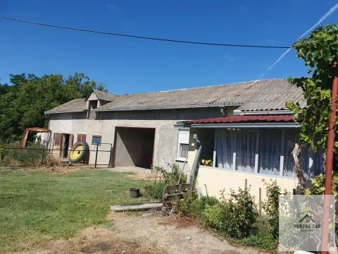 Sale, house, 104m², Irig, Srbija - image 5