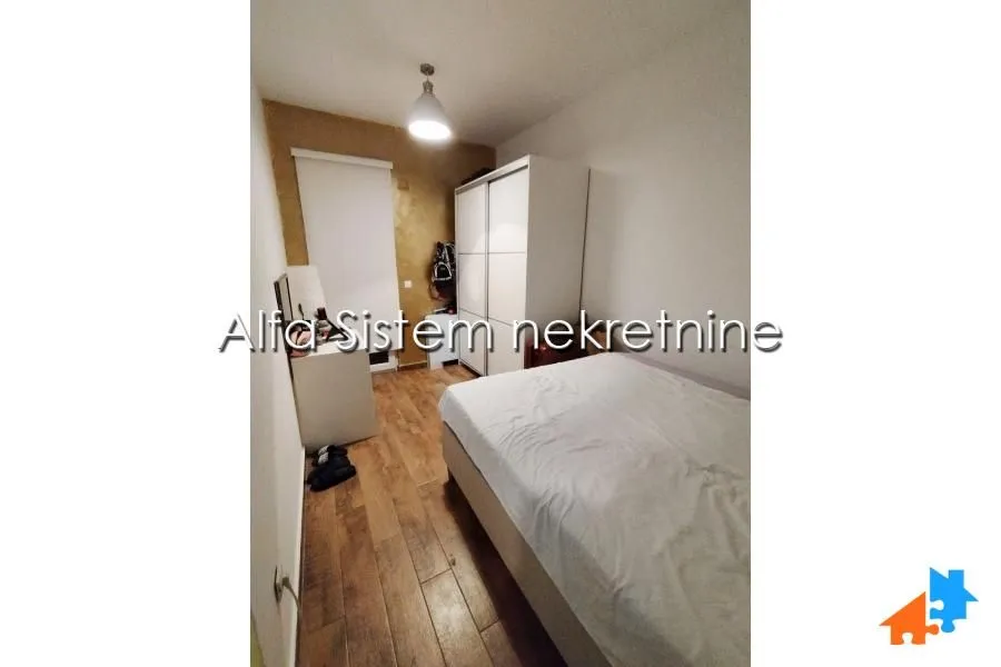 Rent, four bedroom apartment, 100m², Zemun Centar, Zemun Sve Podlokacije
