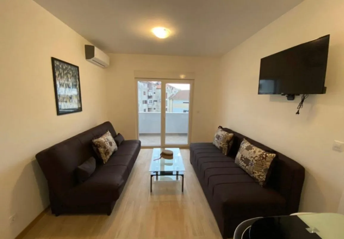 Rent, studio apartment, 33m², Bijeli Do, Budva