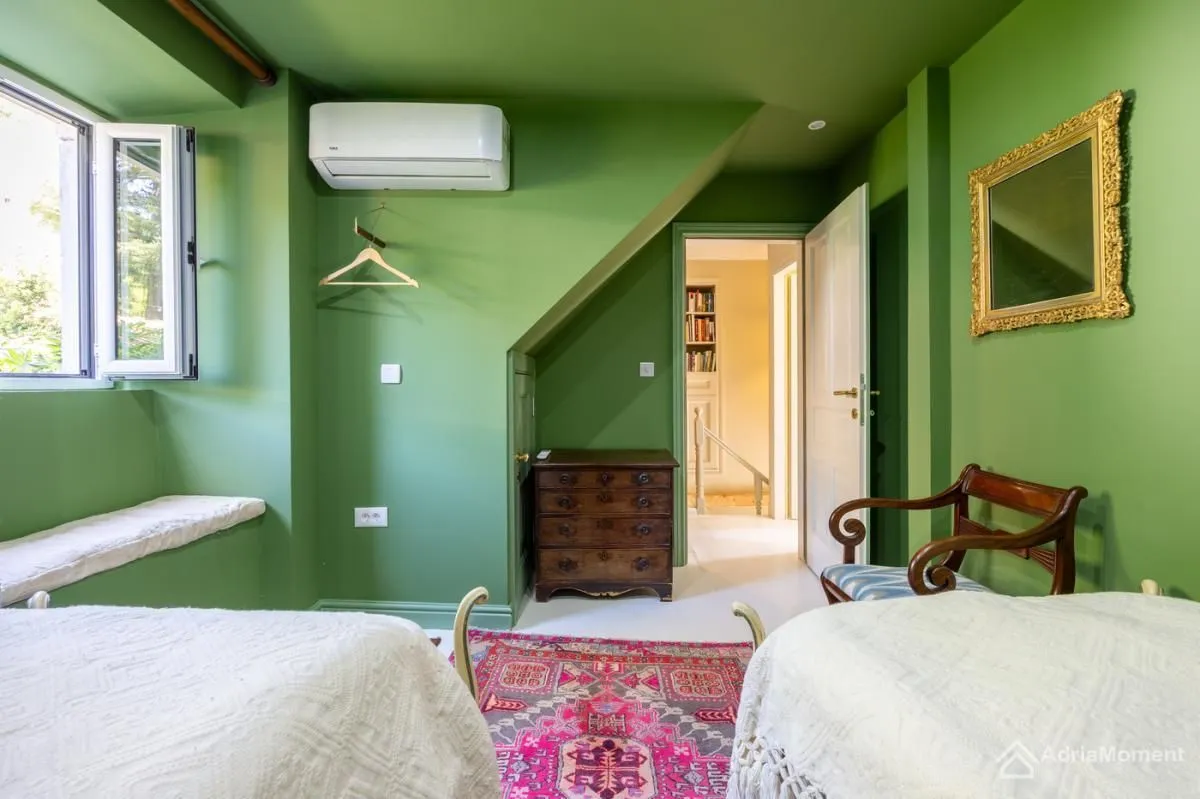Prodaja, kuća, 92m², Kamenari, Herceg Novi