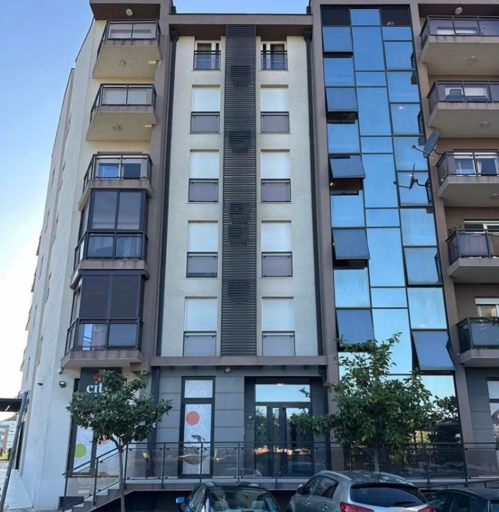 Prodaja, dvosoban stan, 79m², Ljubović, Podgorica