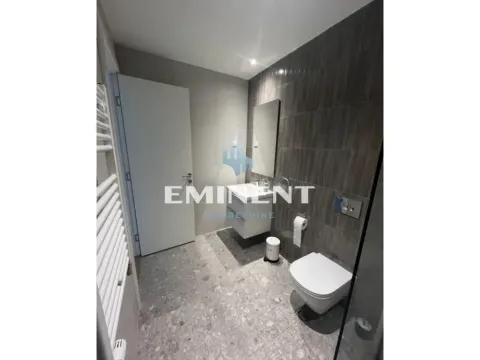 Rent, three bedroom apartment, 79m², Savski Venac, Beograd - image 11