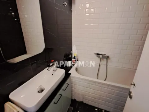 Sale, two bedroom apartment, 64m², Savski Venac, Beograd - image 13